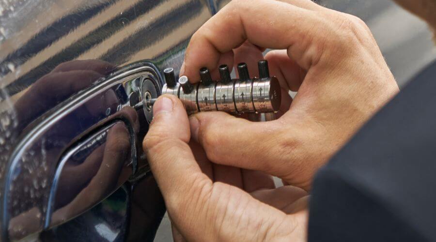 Expert Emergency Roof Repairs services in Edmond, OK